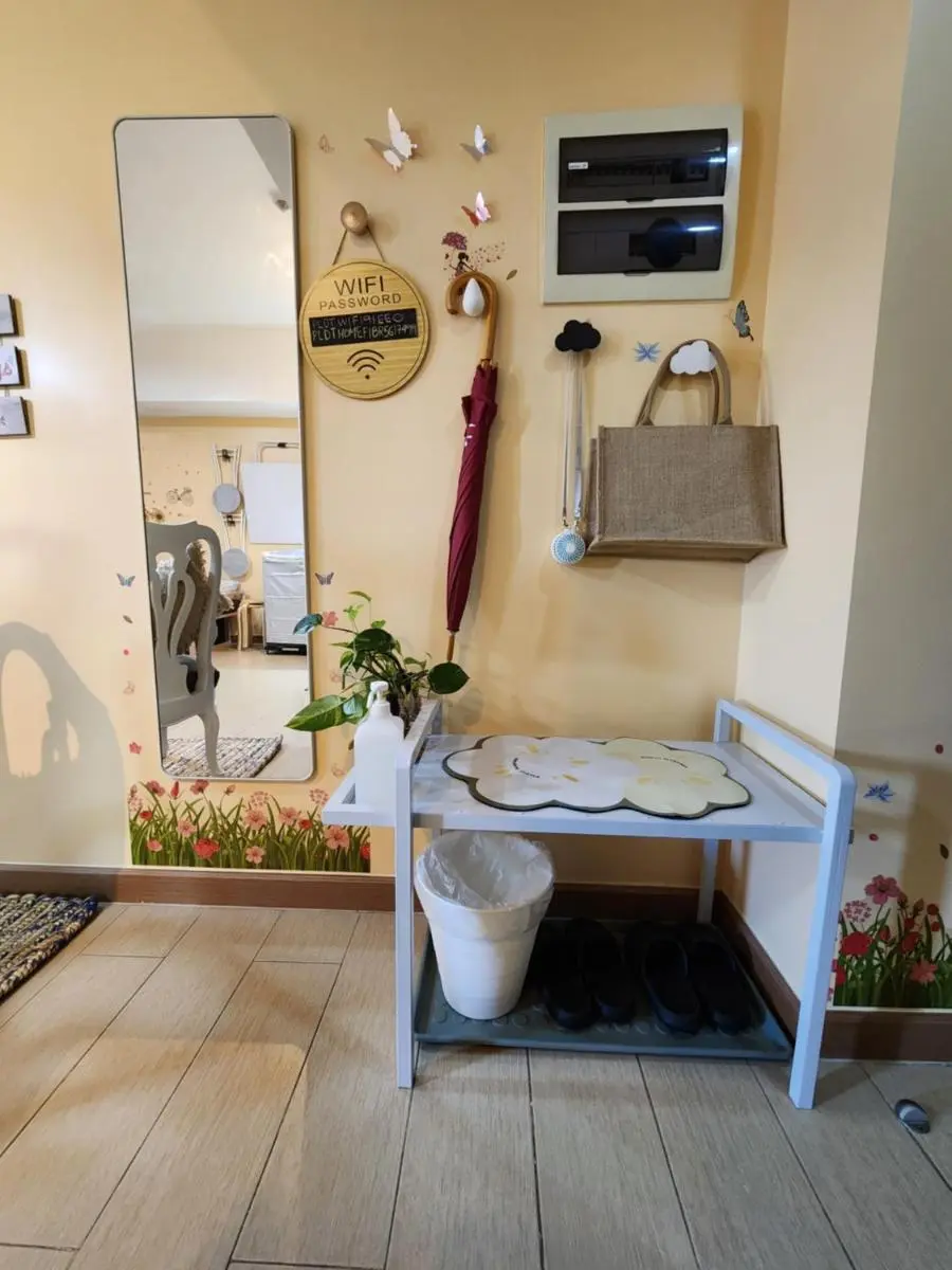 Image 2 of 12e Spacious Cozy Suite at The Venice Mall with FREE Parking and Washing Machine