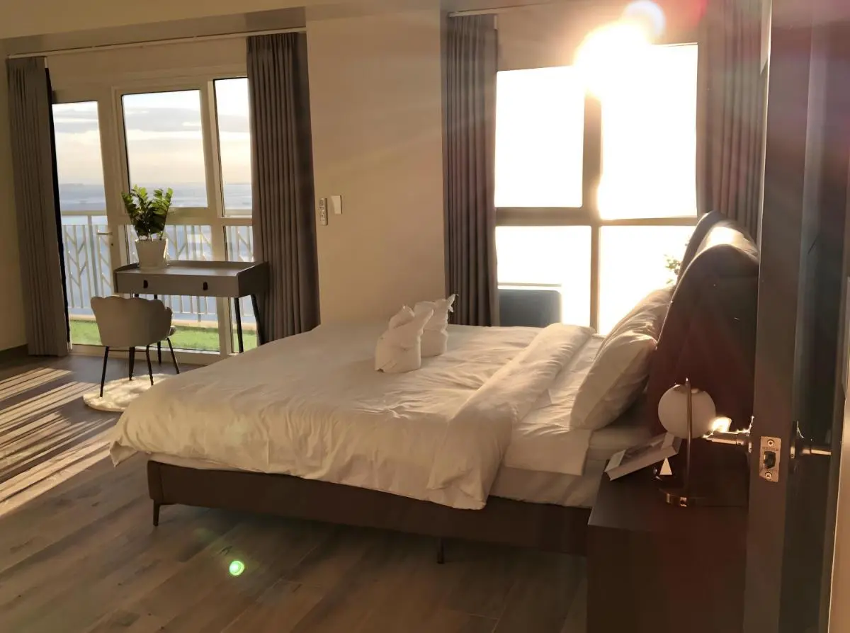 Image 2 of 175 Sqm Luxurious Modern 3 Bedrooms Facing Manila Bay Sunset, Airports, Okada, Solaire, MOA