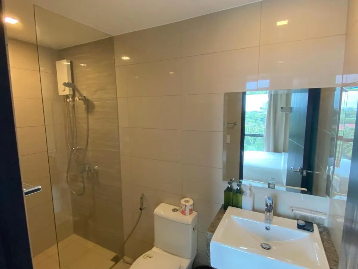 Image 2 of 1BR 2 mins to Okada near MOA & Airport-12C