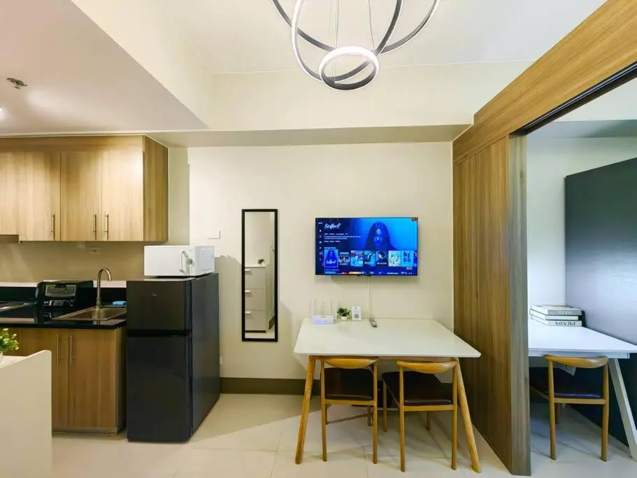 Image 3 of 1BR Condotel with Balcony FAME Residences #FM24