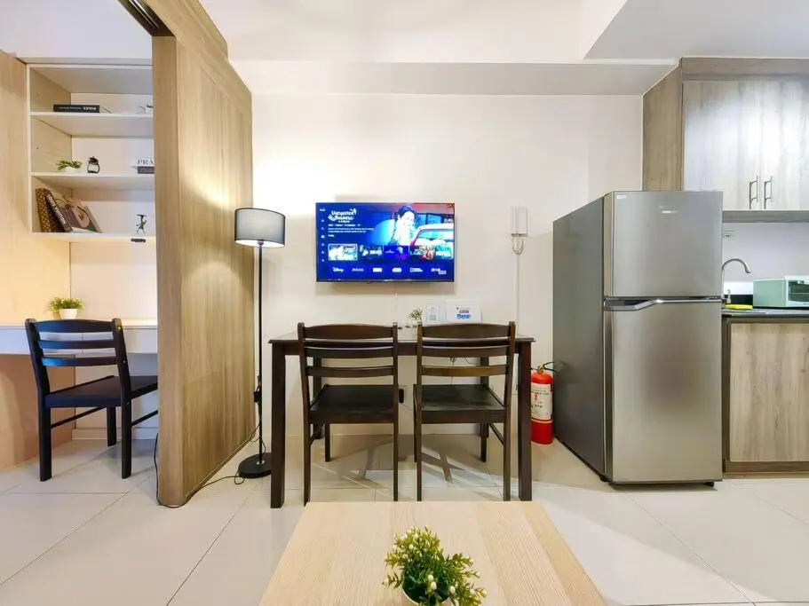 Image 4 of 1BR Condotel with Balcony at FAME Residences #FM04