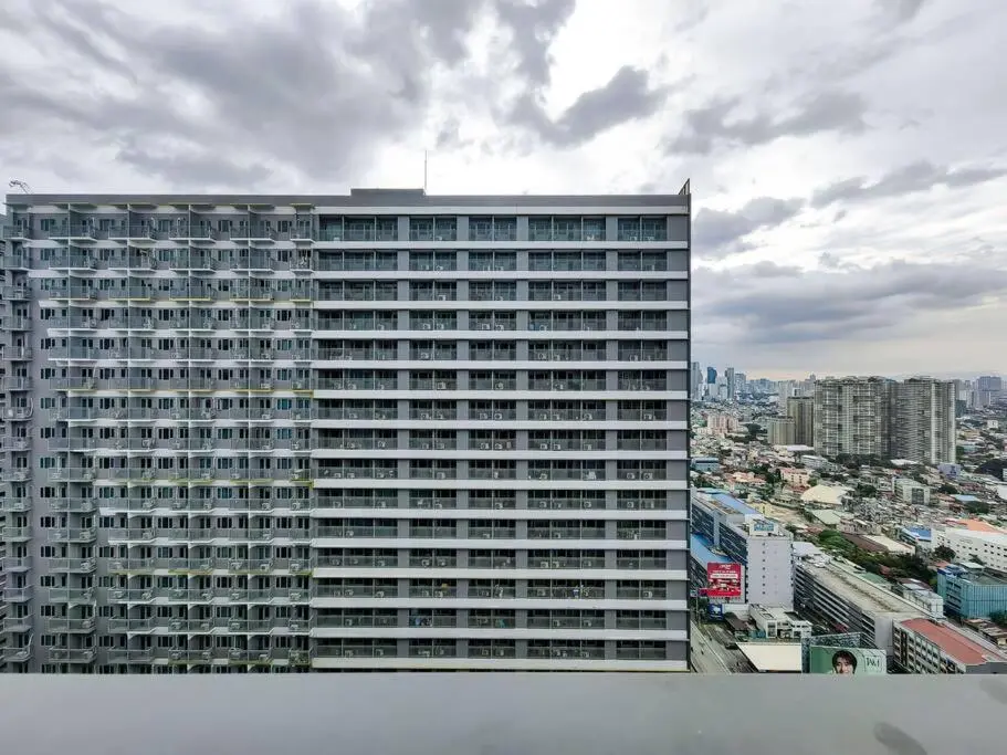 Image 6 of 1BR Condotel with Balcony at FAME Residences #FM04