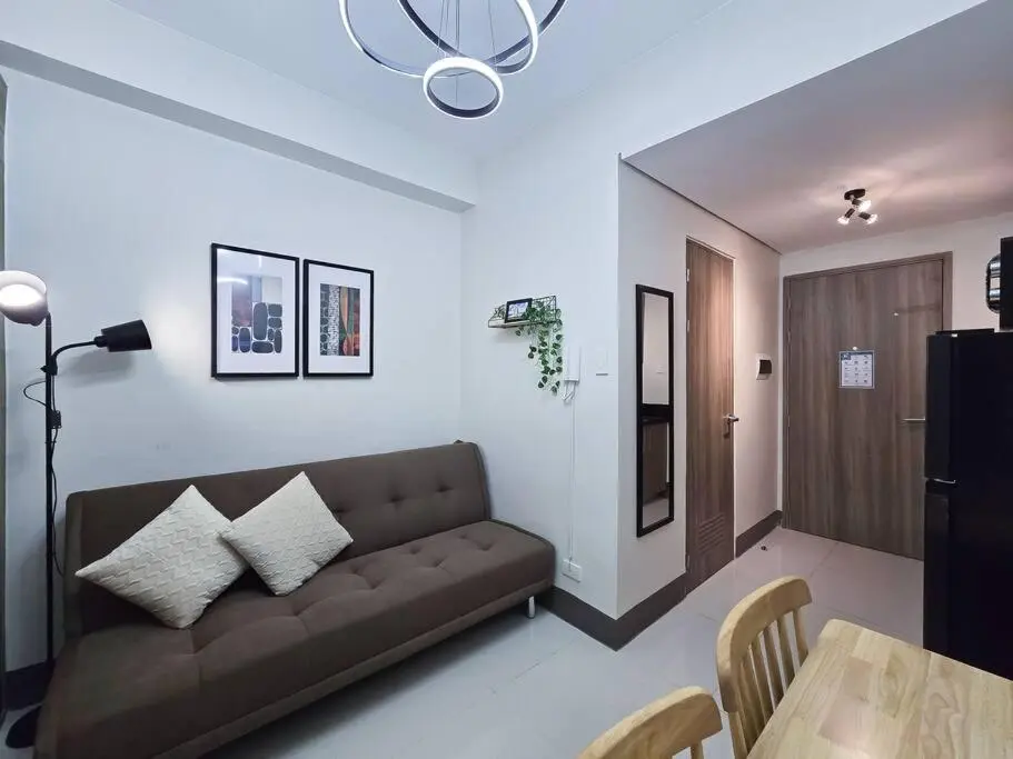 Image 5 of 1BR Condotel with Balcony at FAME Residences #FM31