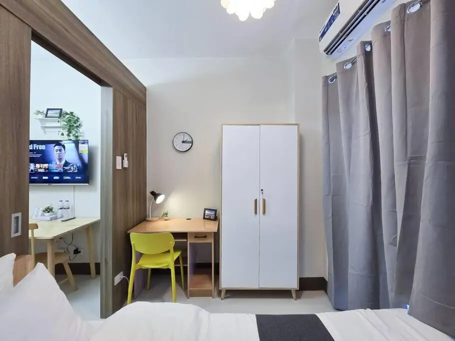 Image 1 of 1BR Condotel with Balcony at FAME Residences #FM31