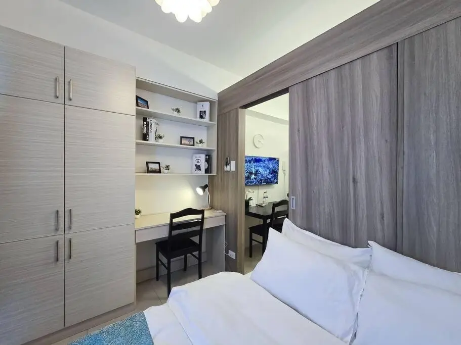 Image 1 of 1BR Condotel with Balcony at FAME Residences #FM43