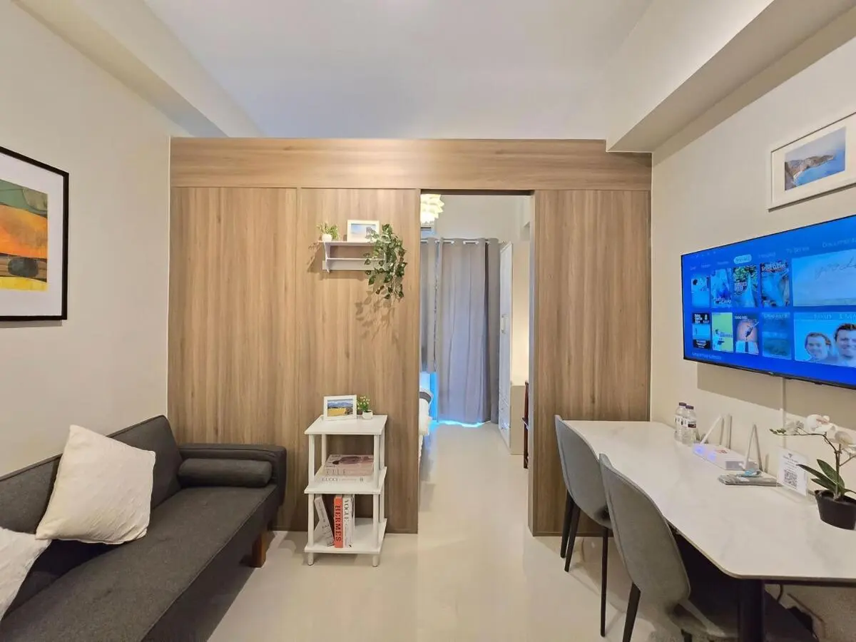 Image 5 of 1BR Condotel with Balcony at FAME Residences #FM58-1