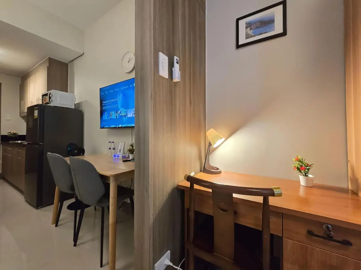Image 6 of 1BR Condotel with Balcony at FAME Residences #FM64