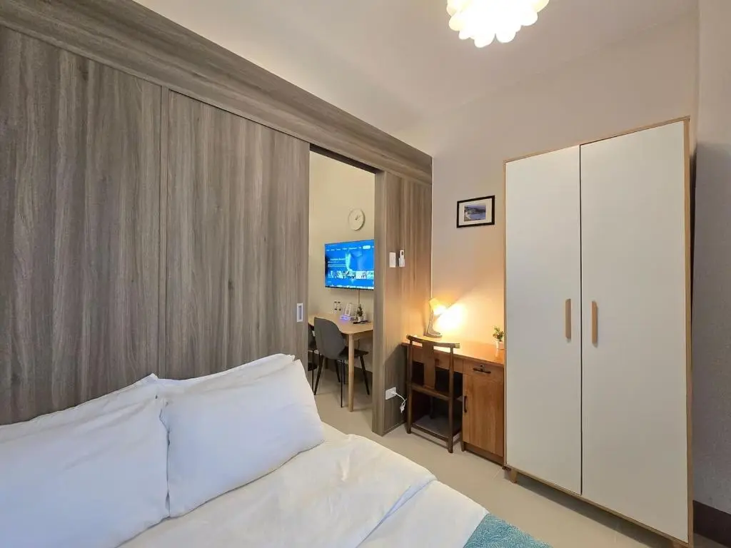 Image of 1BR Condotel with Balcony at FAME Residences #FM64-1