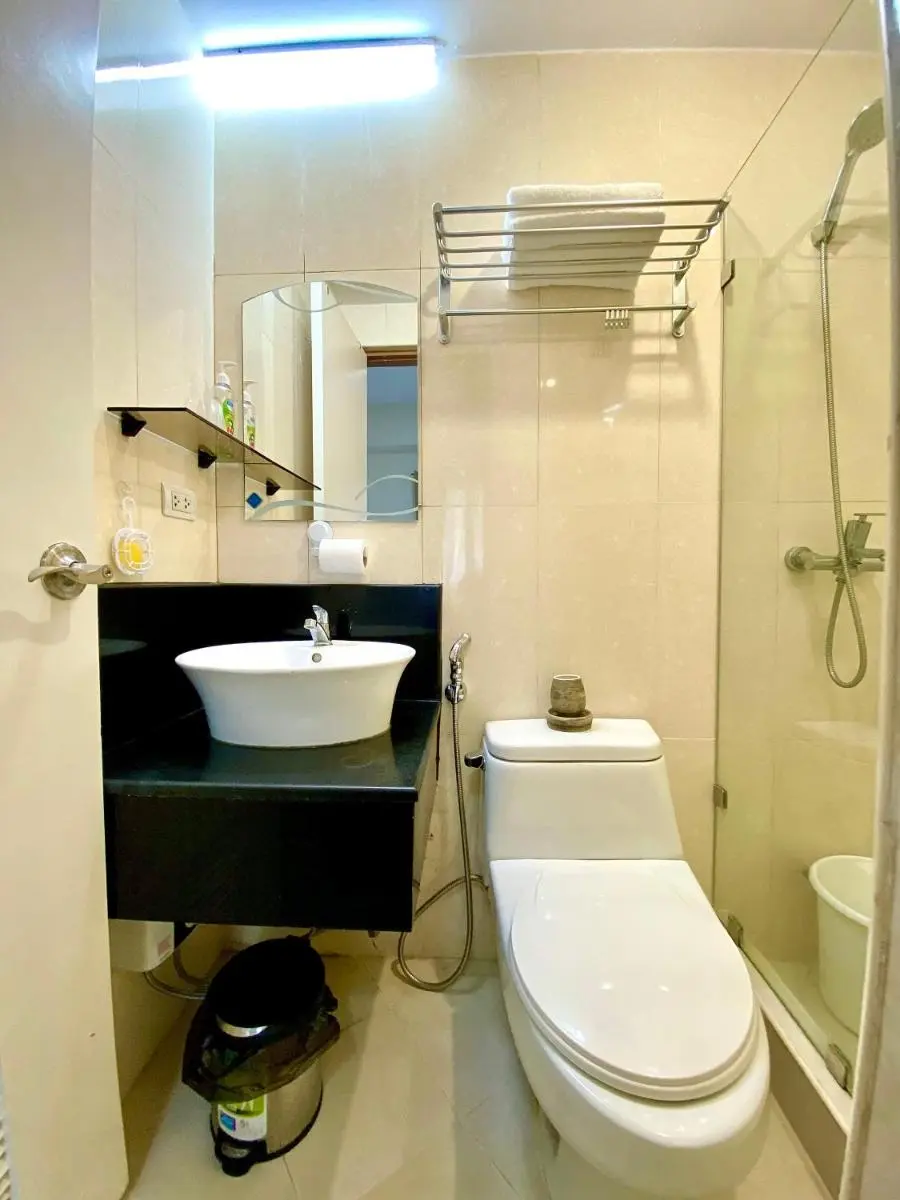 Image 5 of 1BR NAIA T3 Residential Resort