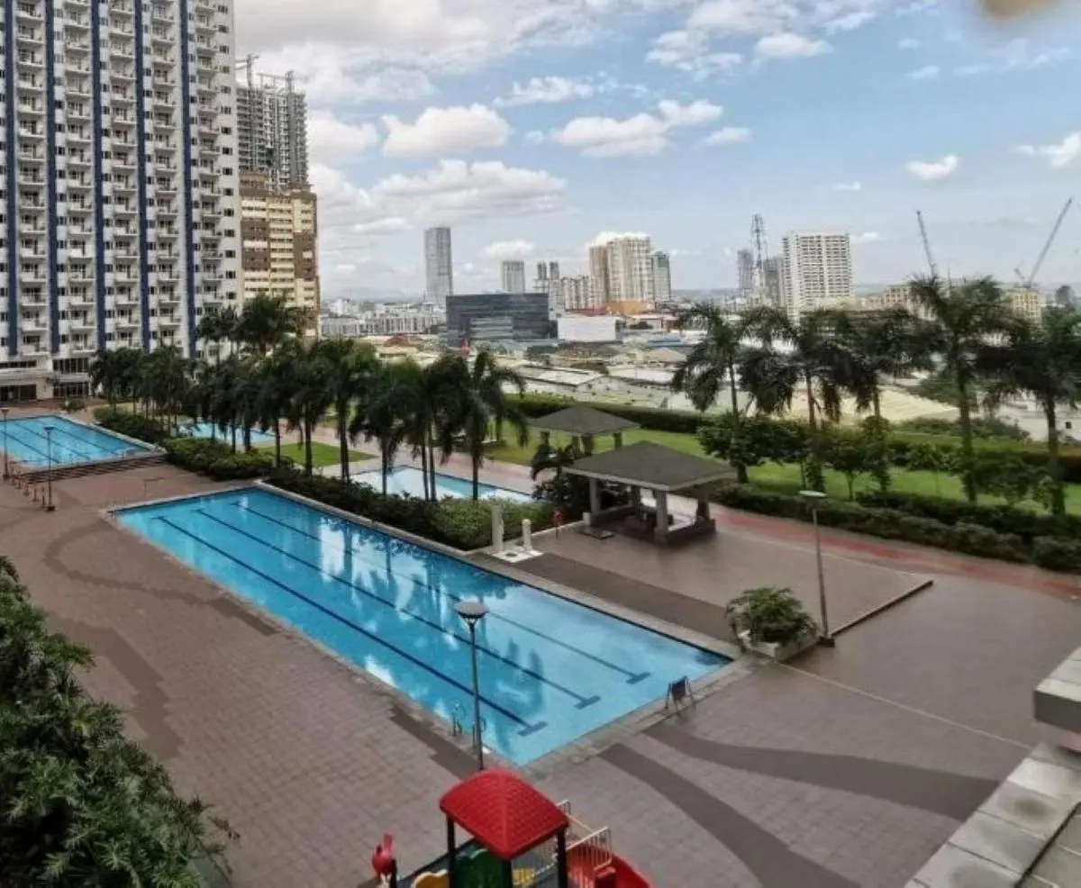 Image 1 of 1Br Fully Furnished Condo Unit at Light Residences