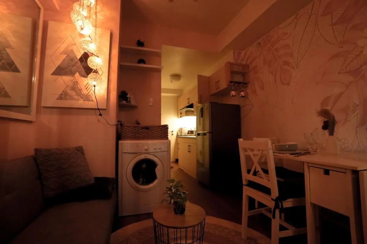 Image 5 of 1 BR Condo with fast Wifi near Business Centers and Malls