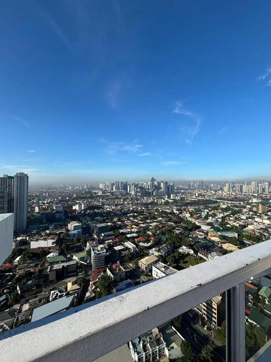 Image 6 of 1 BR Condo with fast Wifi near Business Centers and Malls