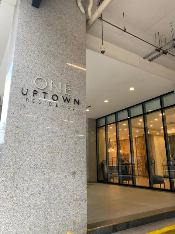 Image of 1 BR Uptown BGC across Uptown Mall