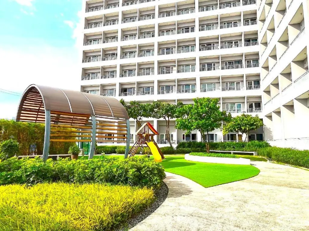 Image 6 of 1 Bedroom with Balcony Pool View and WiFi in Grace Residences