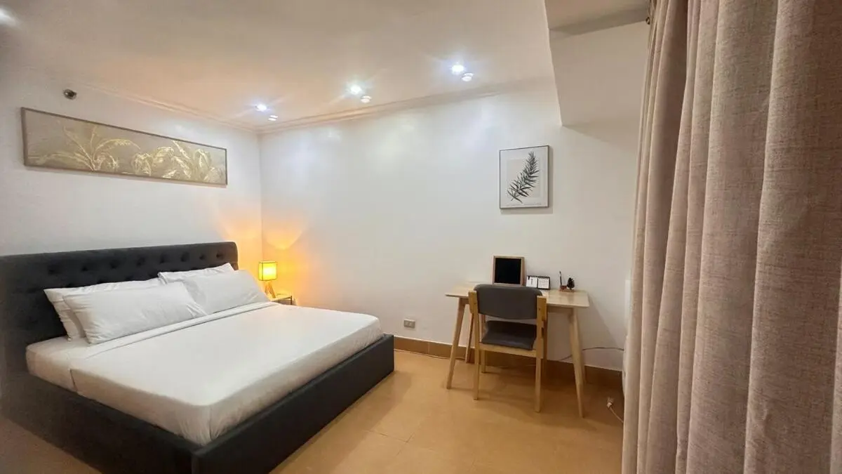 Image 6 of 2BR Condo with Free Parking near SM North and Trinoma
