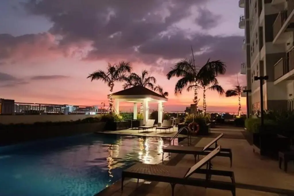 Image of 2BR Solana Suite near MOA PICC NAIA