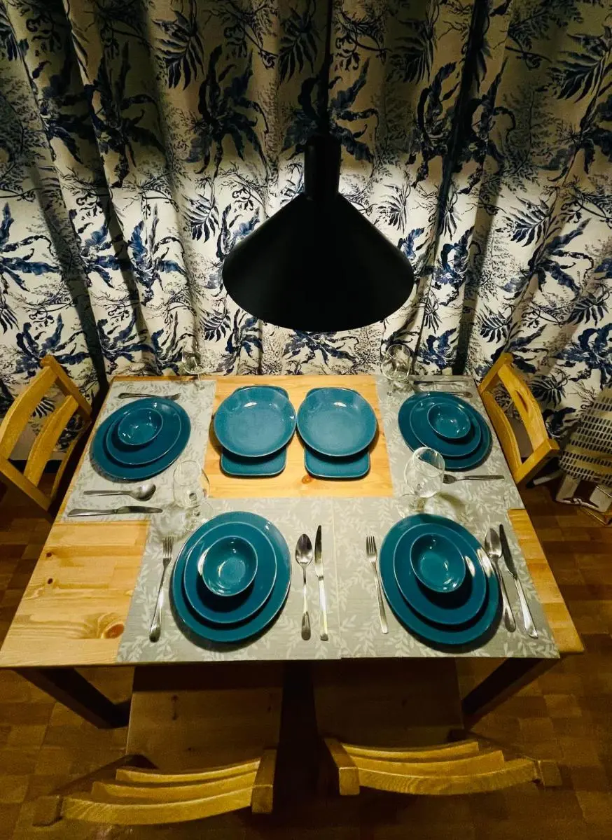 Image 6 of 2-Bedroom Condotel Stay with Netflix, Kitchen & Washer, Near MRT Boni