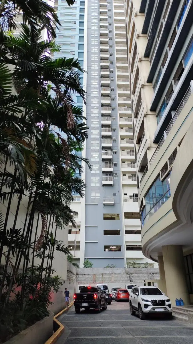 Image 4 of 2 Bedroom condo near St. Luke’s Medical Center Quezon City