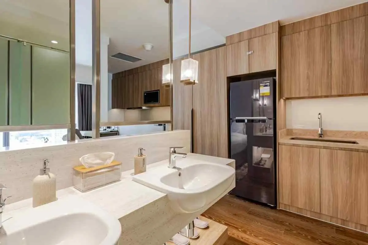 Image 2 of Acqua Residences Hotel Manila At Acqua by Prince