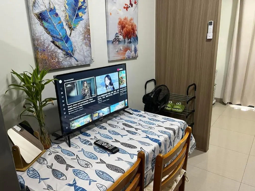 Image of Affordable Shore 2 family suite City View TV&WiFi MOA Self Check-In 735
