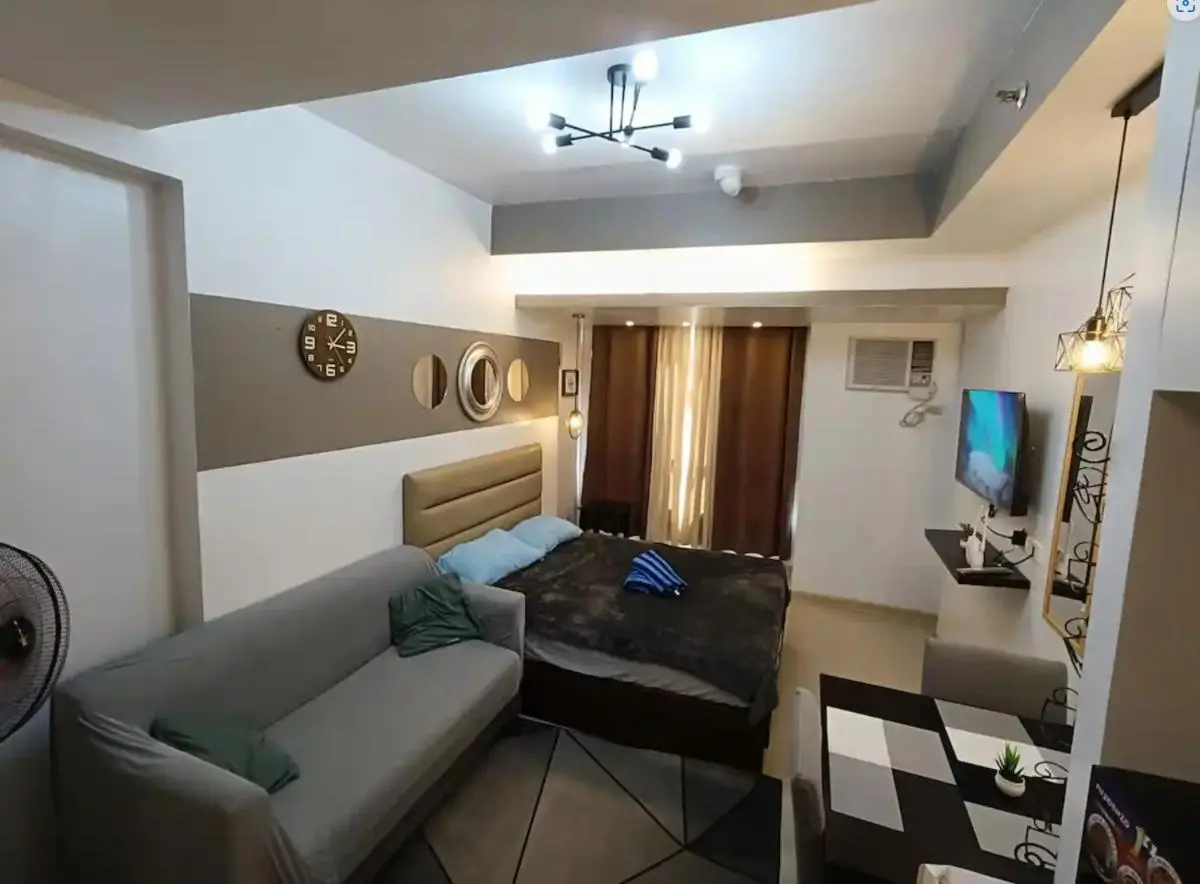 Image 2 of Affordable Studio Type Condo in Congressional Town Center
