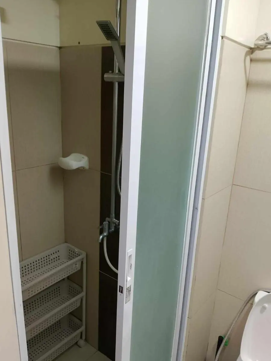 Image 6 of Affordable unit near MOA walking distance to picc