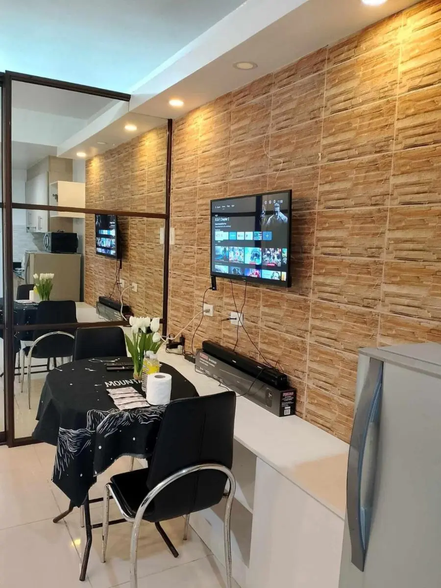 Image 4 of Affordable unit near MOA walking distance to picc