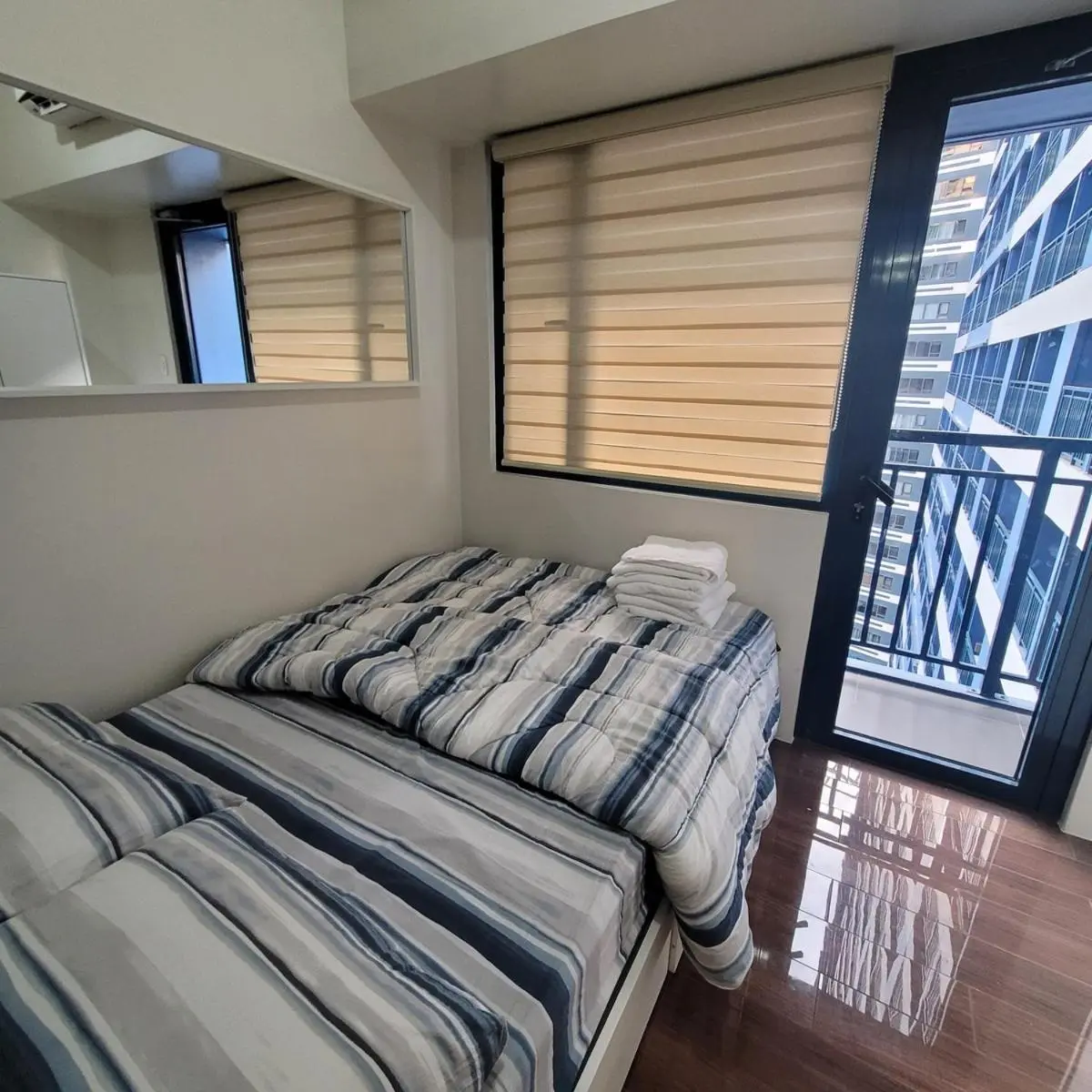 Image 3 of Air Residences – Pool View Balcony near Airport – 4576