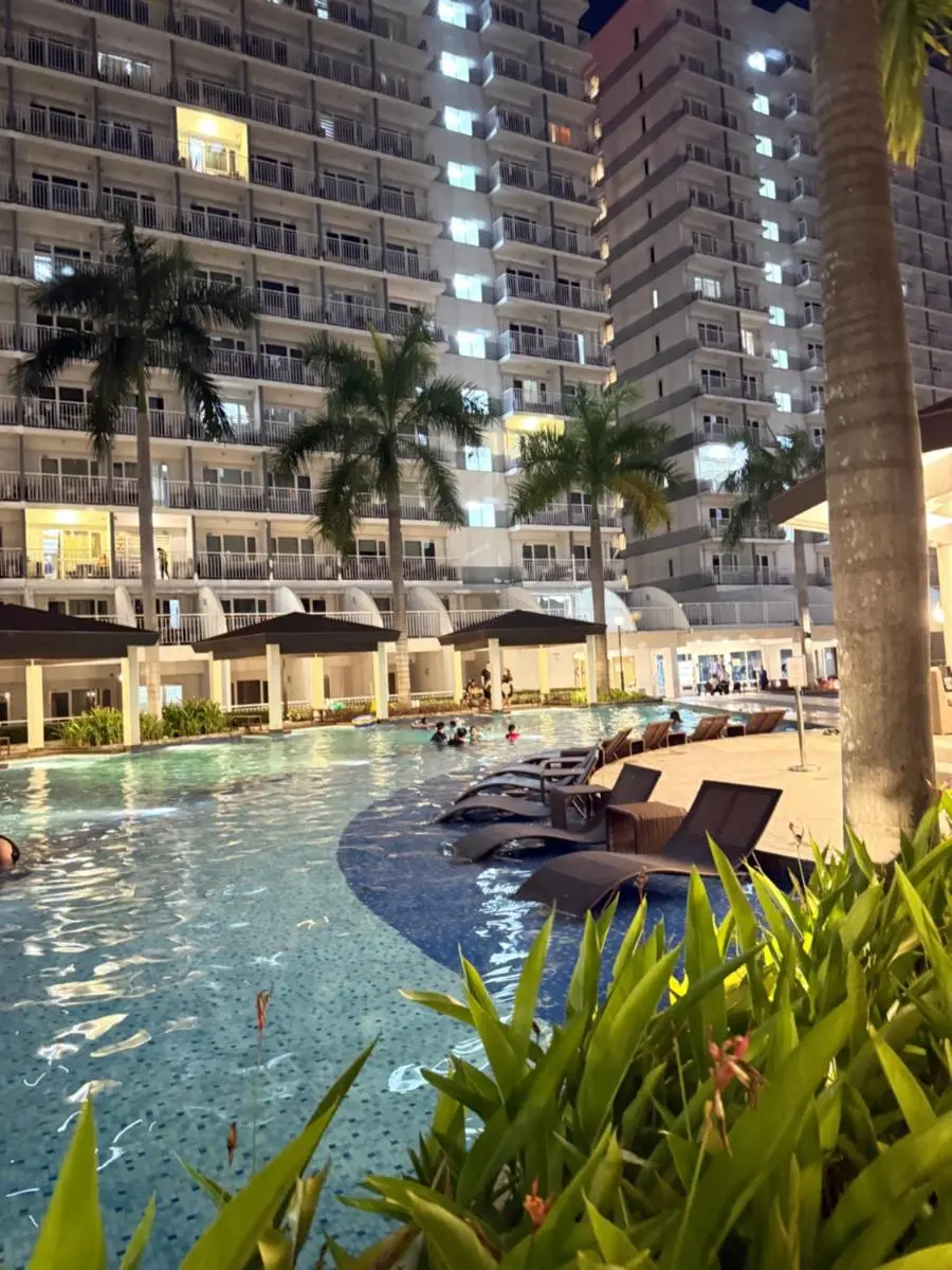Image 2 of Aiza’s CondoTel in Shell Residences near MOA and NAIA