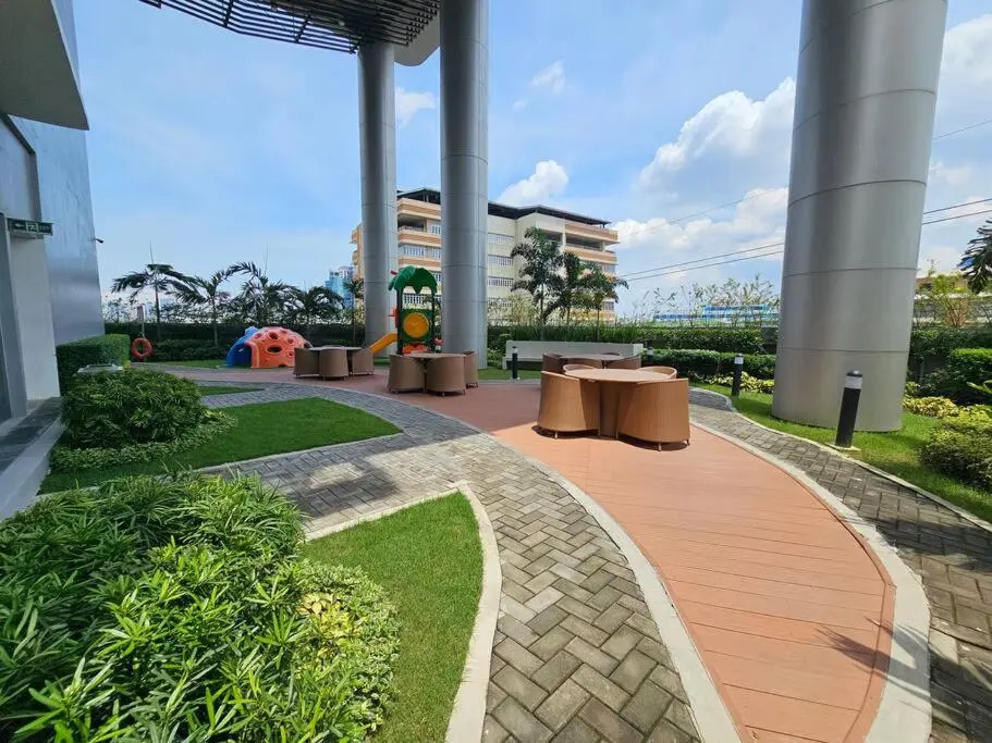 Image 6 of Alexa Smart Home l Balcony Night View l Fast Wifi