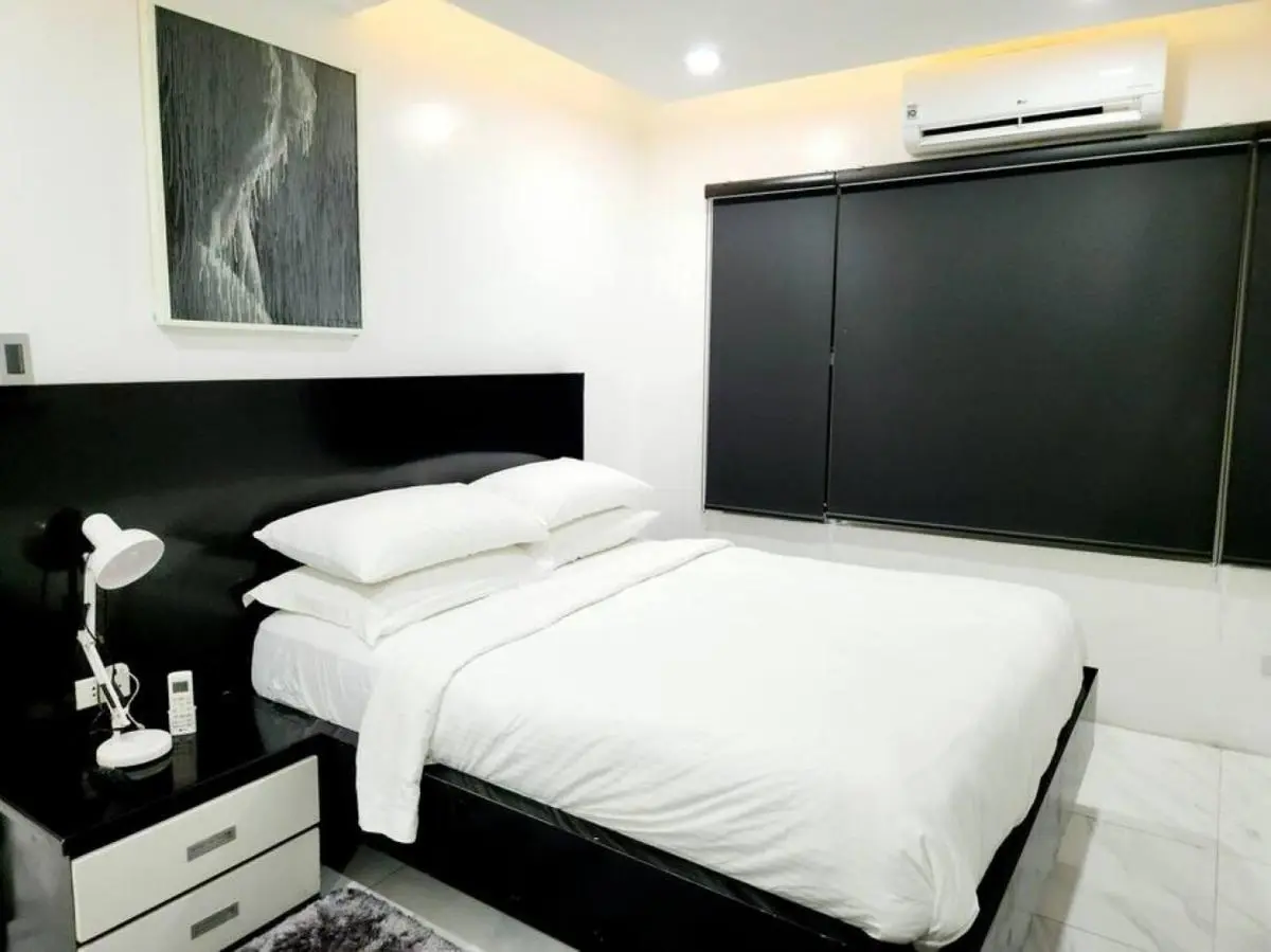 Image 1 of Alpha Grandview Malate Condo 2005