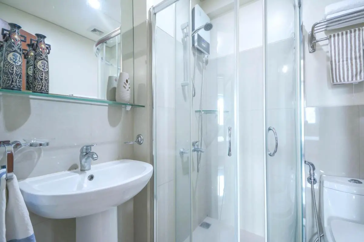 Image 2 of Amora Suites at the Beacon Makati