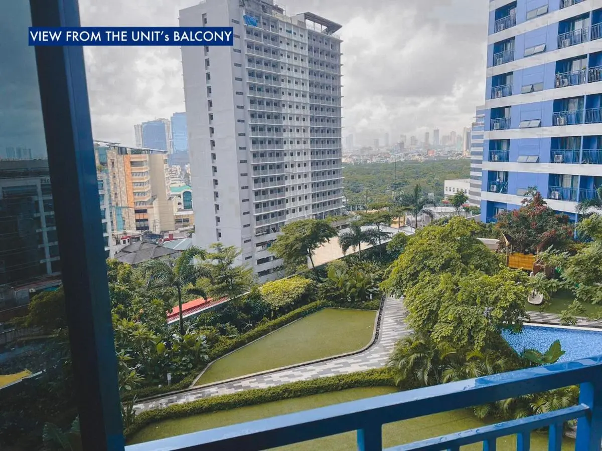 Image 6 of Apartment Condo in Air Residences Makati wifi Netflix Disney, pool & mall