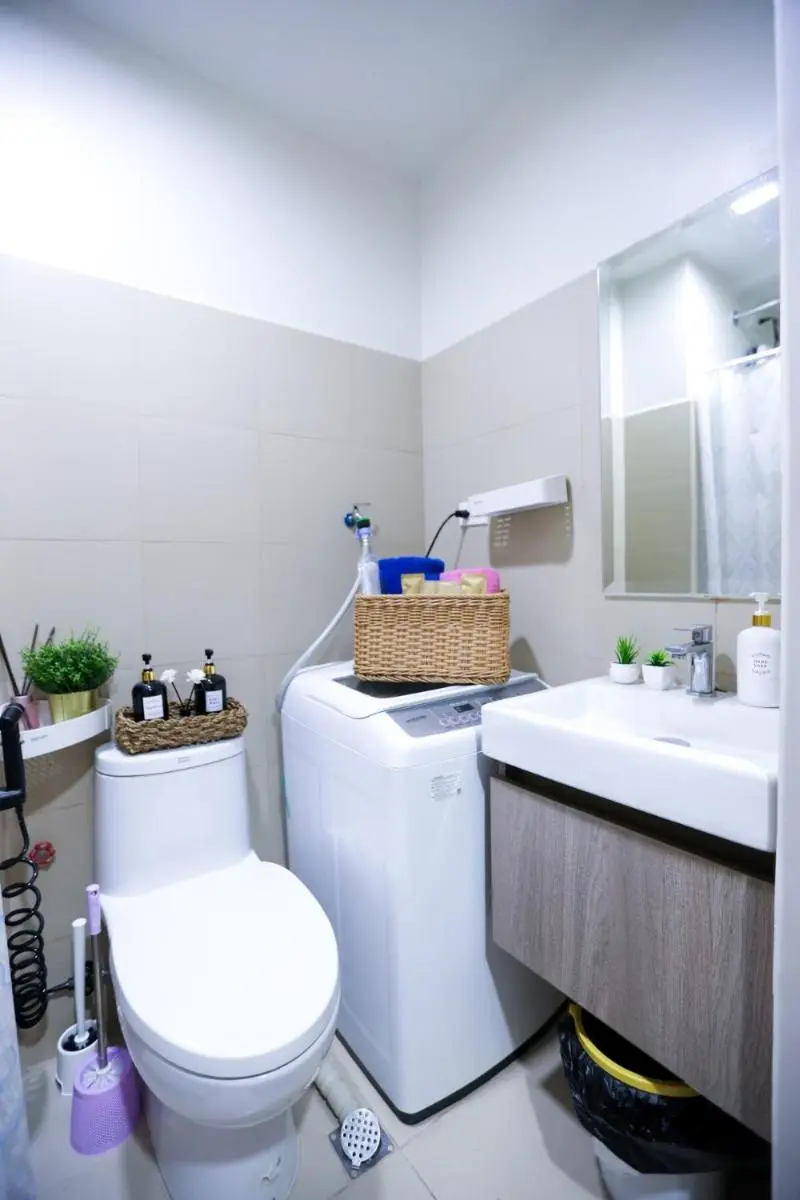 Image 4 of Apartment near MOA & Airport
