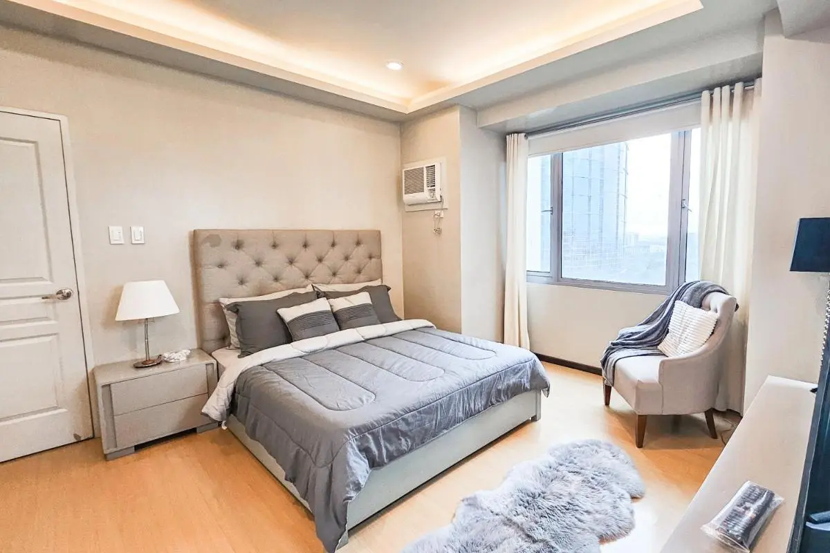 Image 1 of Avant Spacious Sanctuary with the best view in BGC