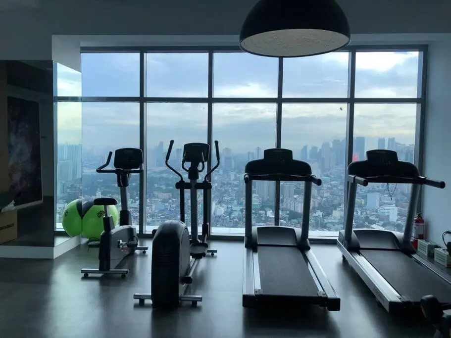 Image 2 of Aveline Suites Aesthetic Skydeck View ACQUA Private Residences near Rockwell Makati