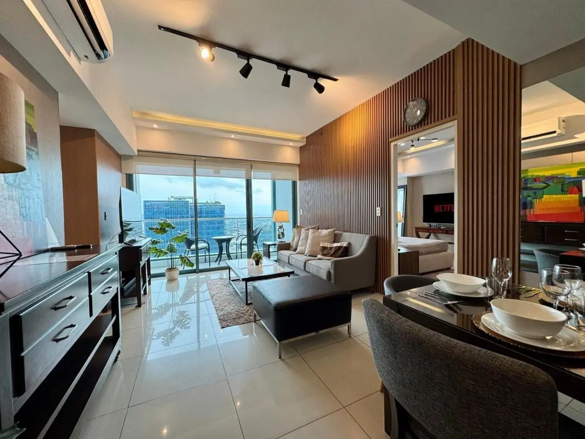 Image 4 of BGC One Uptown Premium 2BR Suite with Balcony near Supermarket, Malls and Restaurants