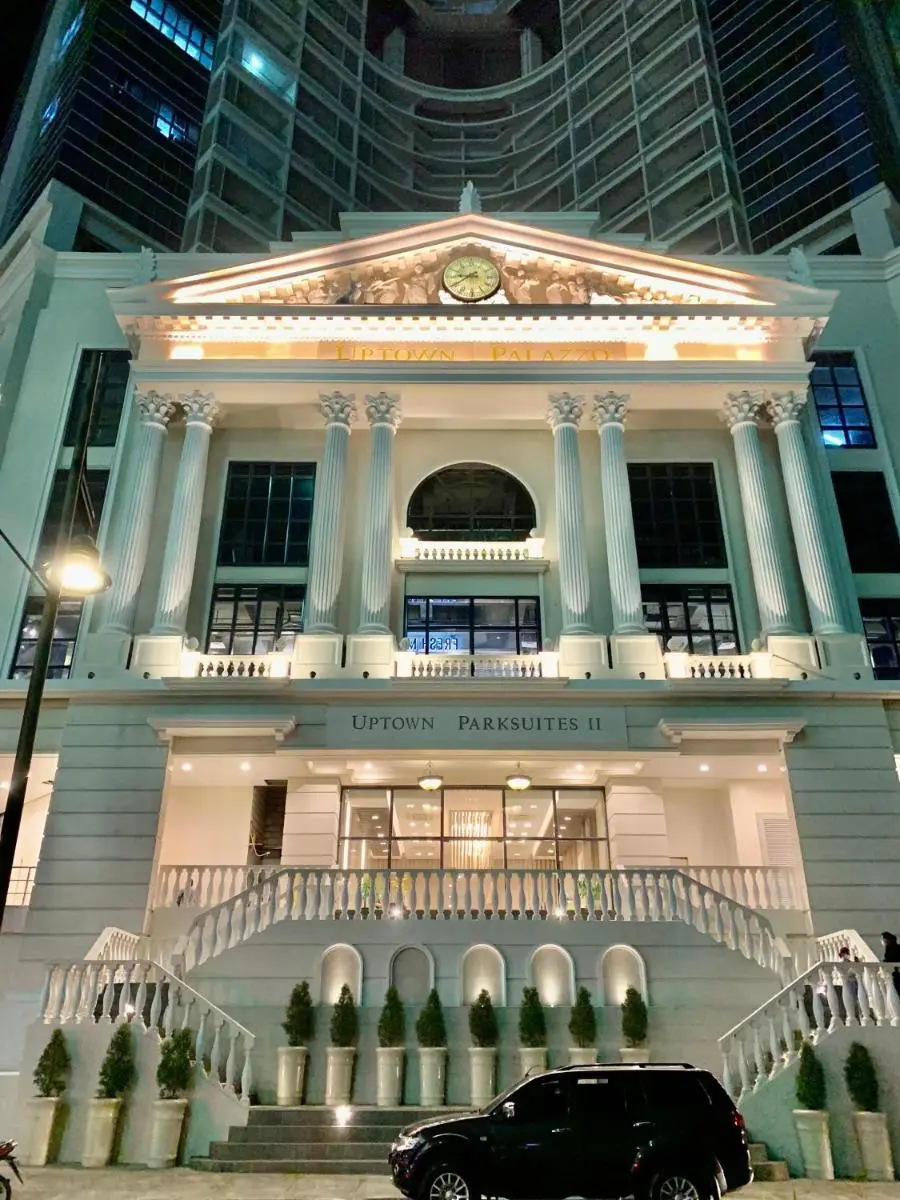 Image 3 of BGC, Uptown Parksuites Tower 2