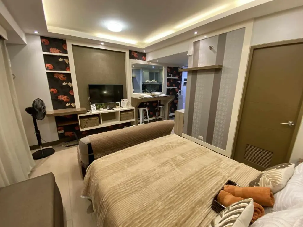 Image of Bekipay Suite at Two Palm tree across NAIA 3