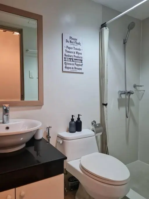 Image 3 of Big 2BR near Burgos Circle, Highstreet, St Lukes – B Parklane T1