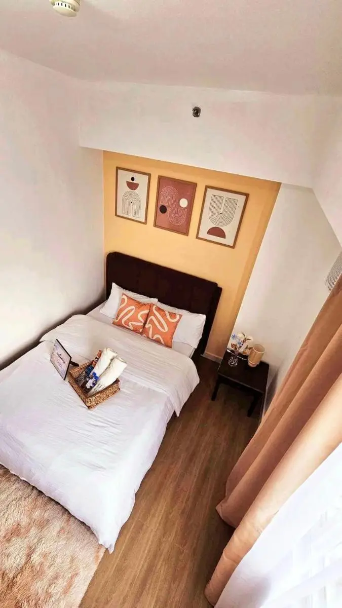 Image 4 of Bigg Apol Suite