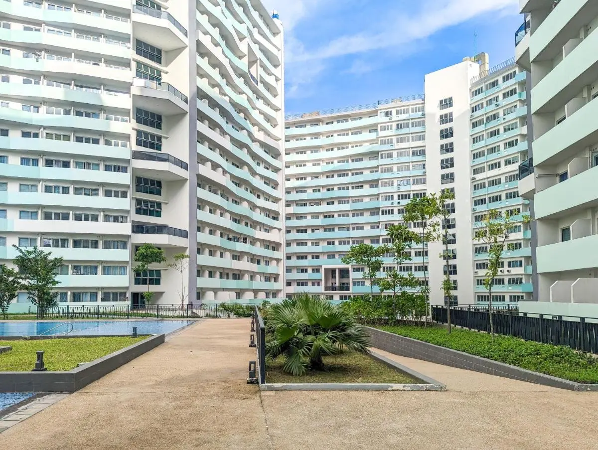 Image 6 of Bright & Stylish Studio Condo in Commonwealth, UP Diliman