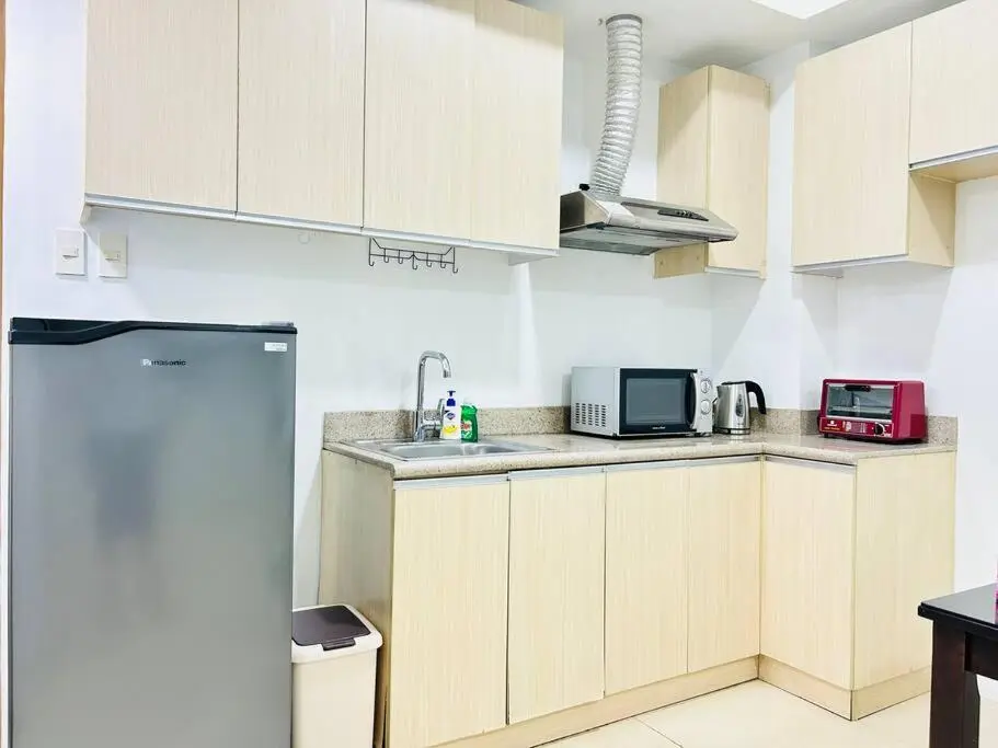 Image 2 of Budget Accommodation at Ace Suites by the Famous Indoor Water Spa