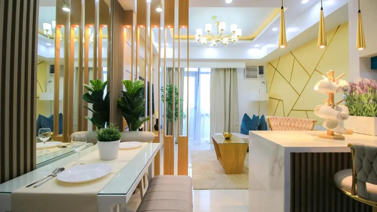 Image 2 of CYLOS PLACE Manhattan CUBAO 2BR WITH BALCONY