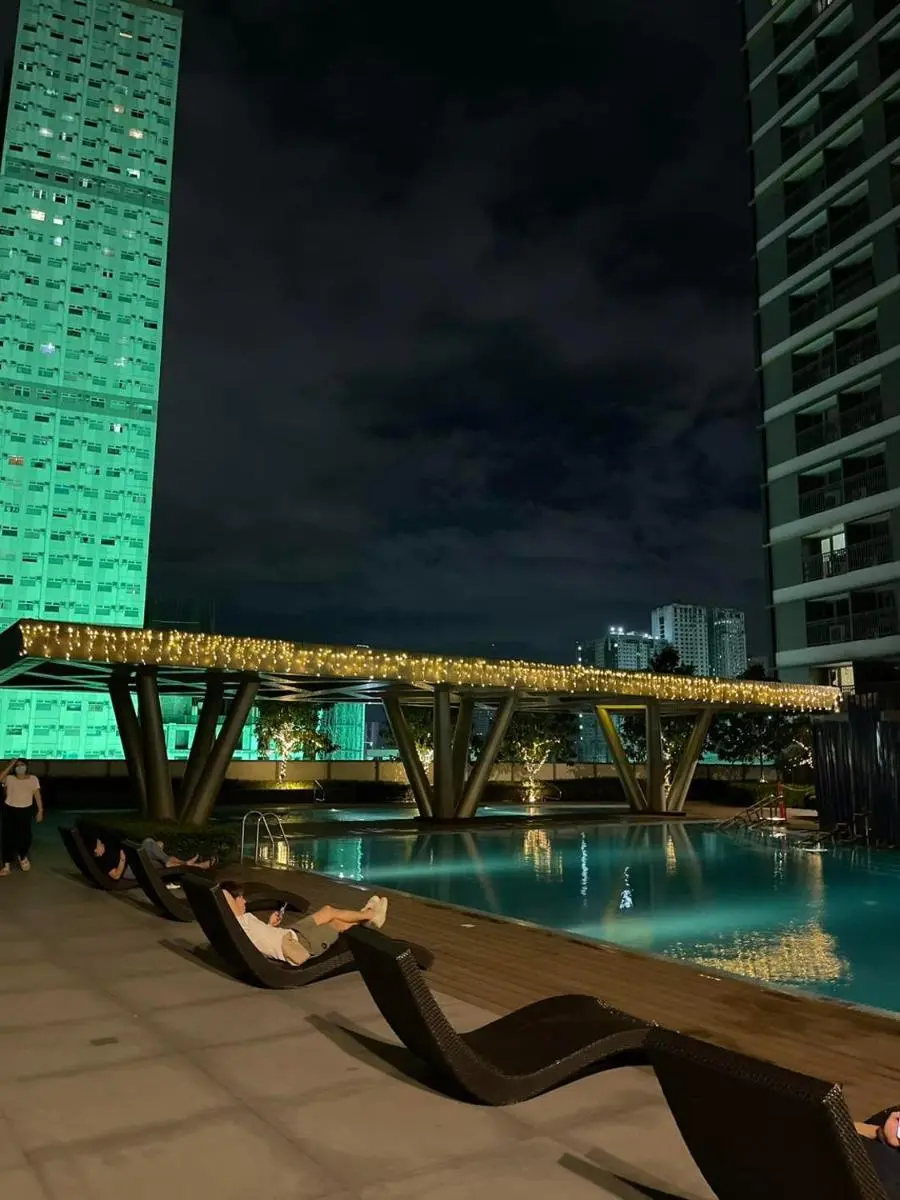 Image 6 of Cairong Inn Condominium pool TV with Netflix FAME RESIDENCES