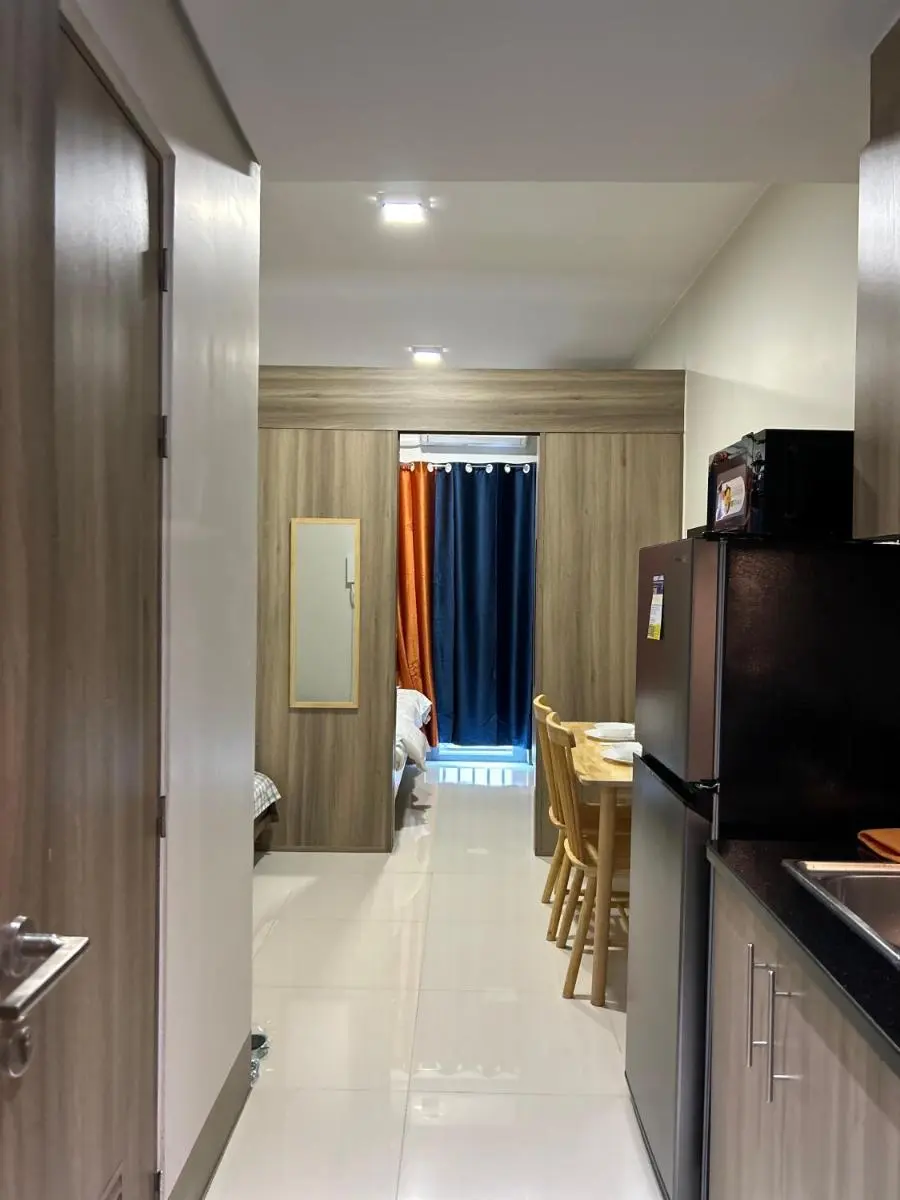 Image 4 of Cairong Inn Condominium pool TV with Netflix FAME RESIDENCES
