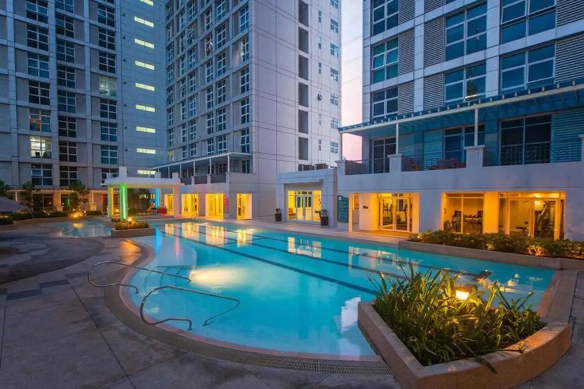 Image 2 of Central Modern Cosy Condo in Makati – The Linear Suite