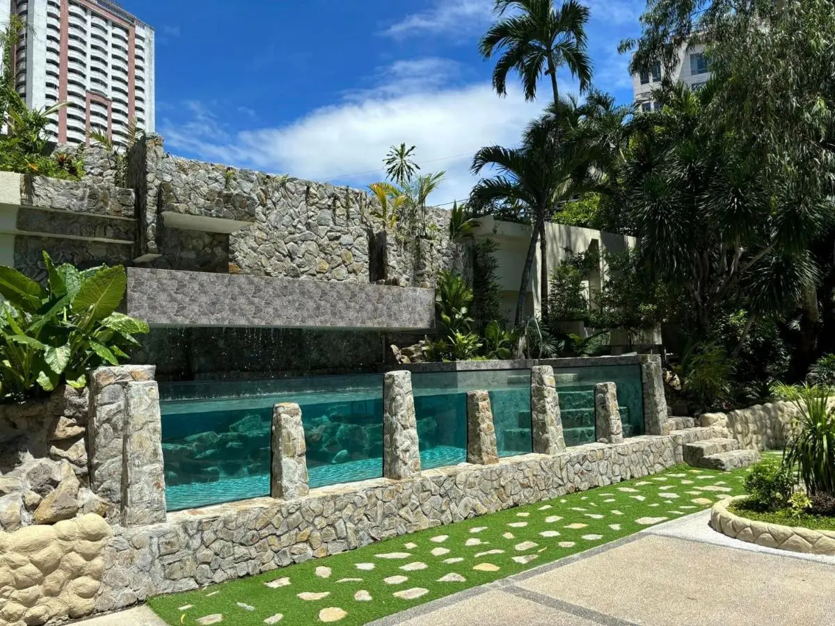 Image 6 of Century Park Hotel