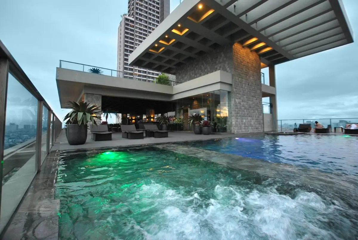 Image 3 of City Garden Grand Hotel