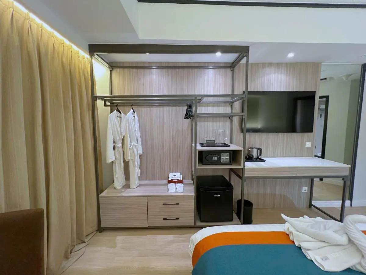 Image 6 of City Garden Hotel Makati